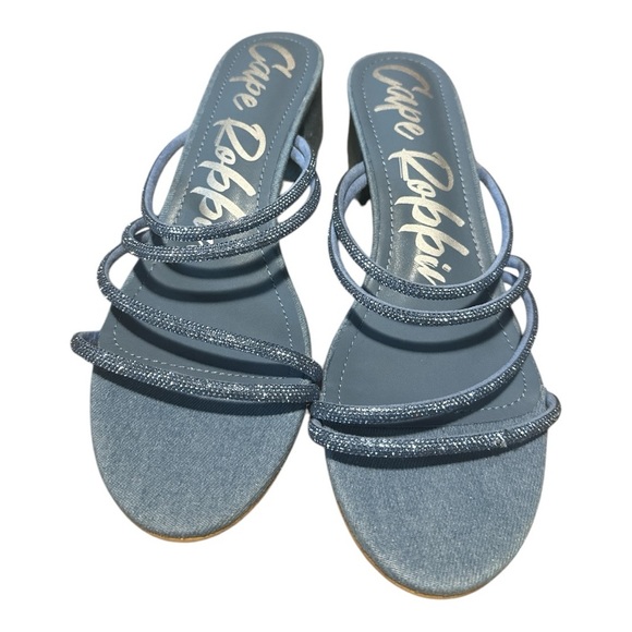 Cape Robbin Heloise Rhinestone Coated Mid Block Heels size 9 - Picture 1 of 6